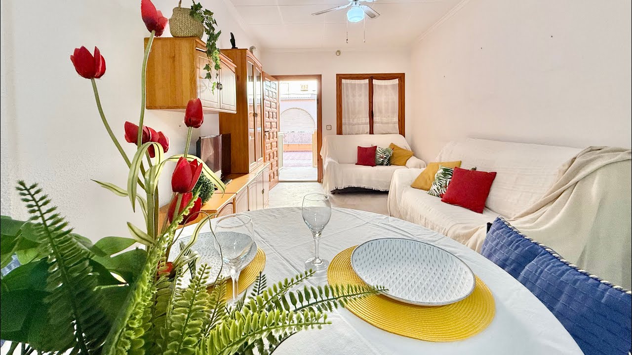 En planta baja, primera línea de playa. Se vende en Lo Pagán junto al Mar Menor
