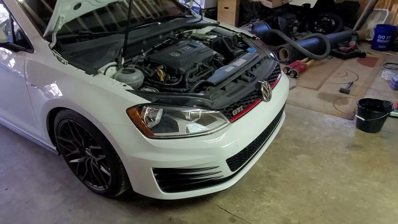 MK7 GTI Intercooler Install in 10 Minutes!