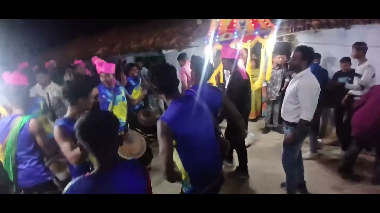 Kon color ki sadi pahni ho new nagpuri song singh baja...6201667096,9341738502