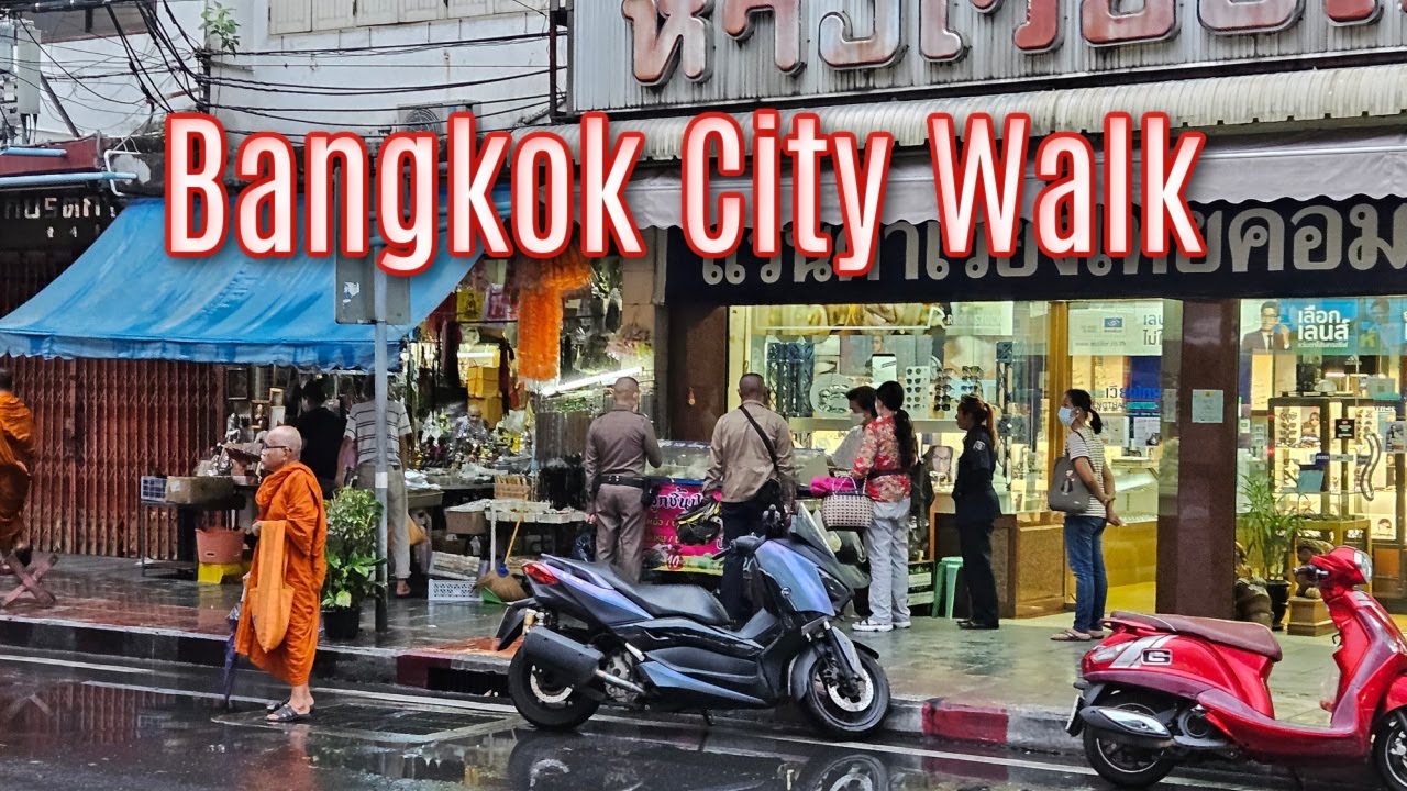 Bangkok City Walk from Wat Phra Chenuphon to Thammasat University, banks of Chao Phraya River