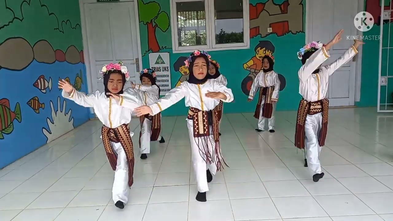 Tari kreasi 