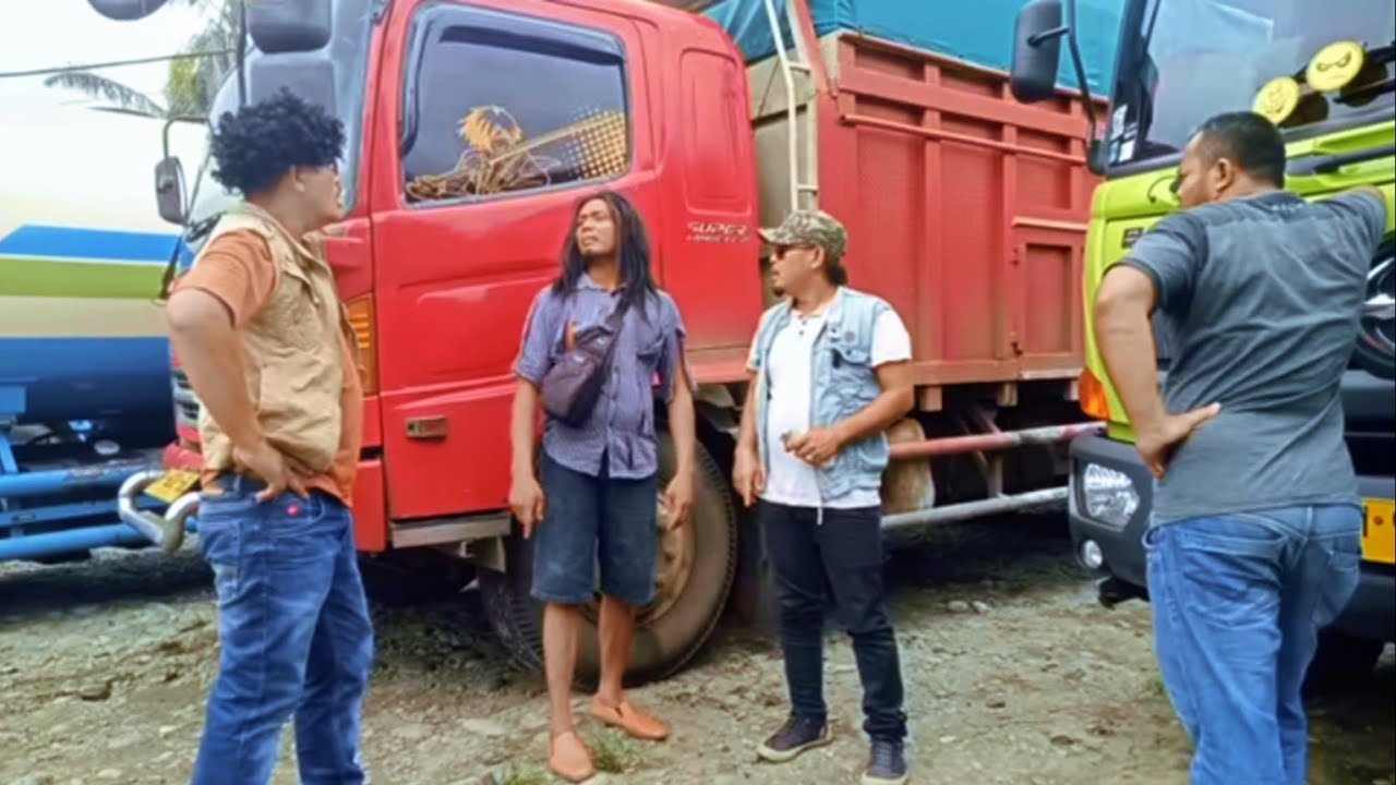 TUKANG PARKIR DIKIRA LEMAH TERNYATA SEORANG JAGOAN