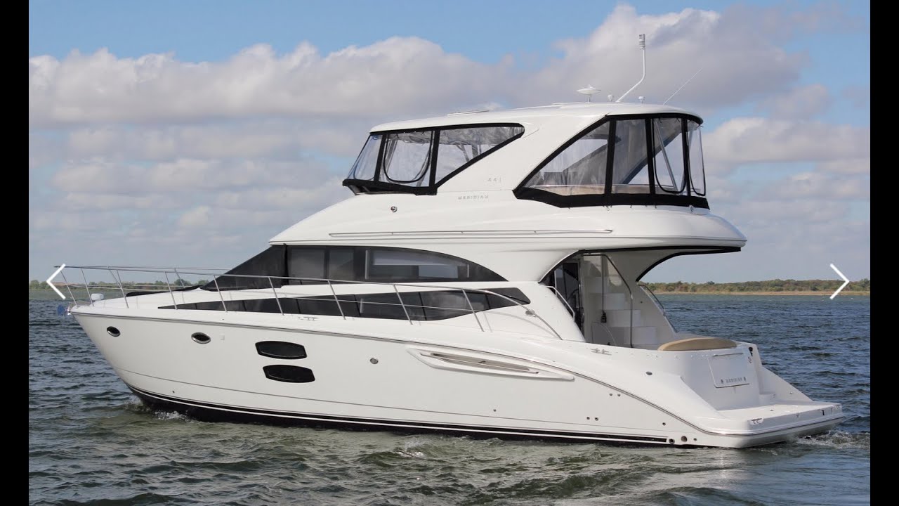 Яхта Meridian 441 Sedan Bridge 2016 года продаётся в яхт-центре MarineMax в Далласе