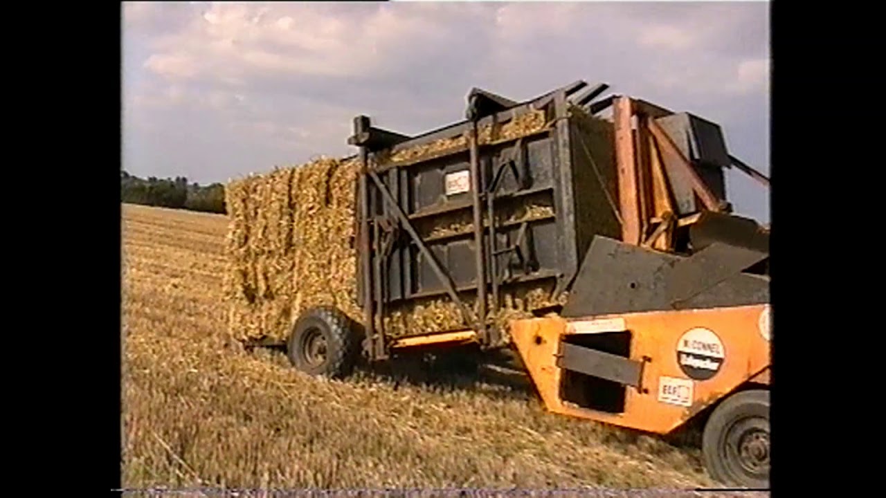 CASE IH MAXXUM 5130 PLUS AND IH 440 AND McCONNEL BALE PACKER