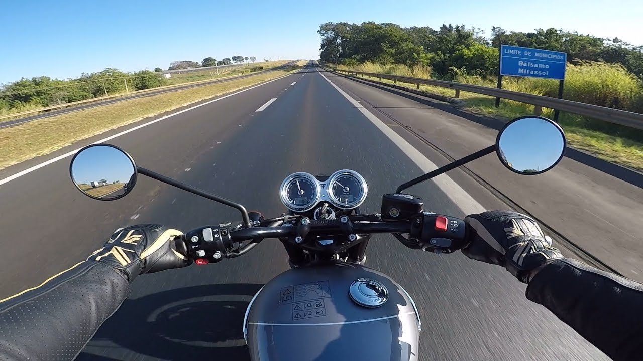 TRIUMPH NA ESTRADA: MINHA PRIMEIRA EXPERIÊNCIA COM A T120 NA PISTA...
