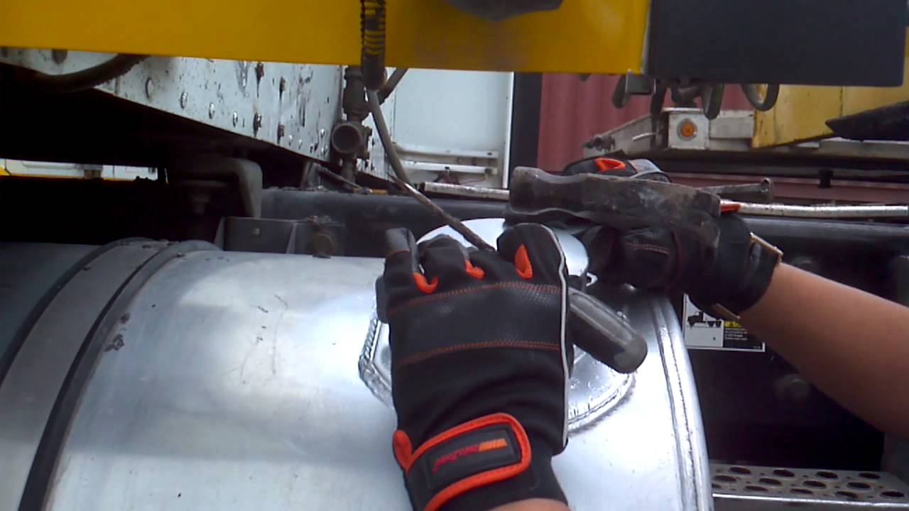 robo de diesel a bisagra de tapon