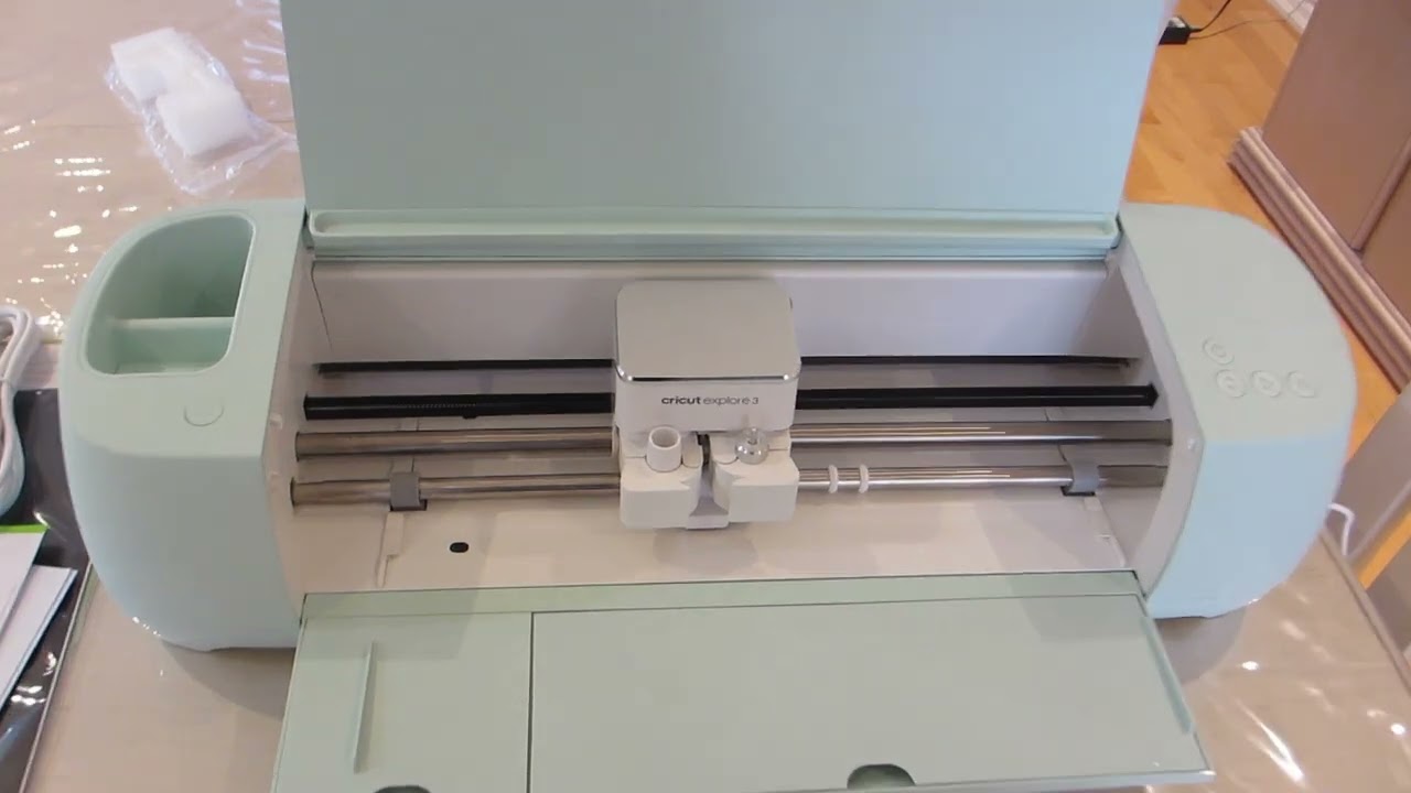 A Complete Tour of the Cricut Explore 3 Machine Parts, Buttons, Panels