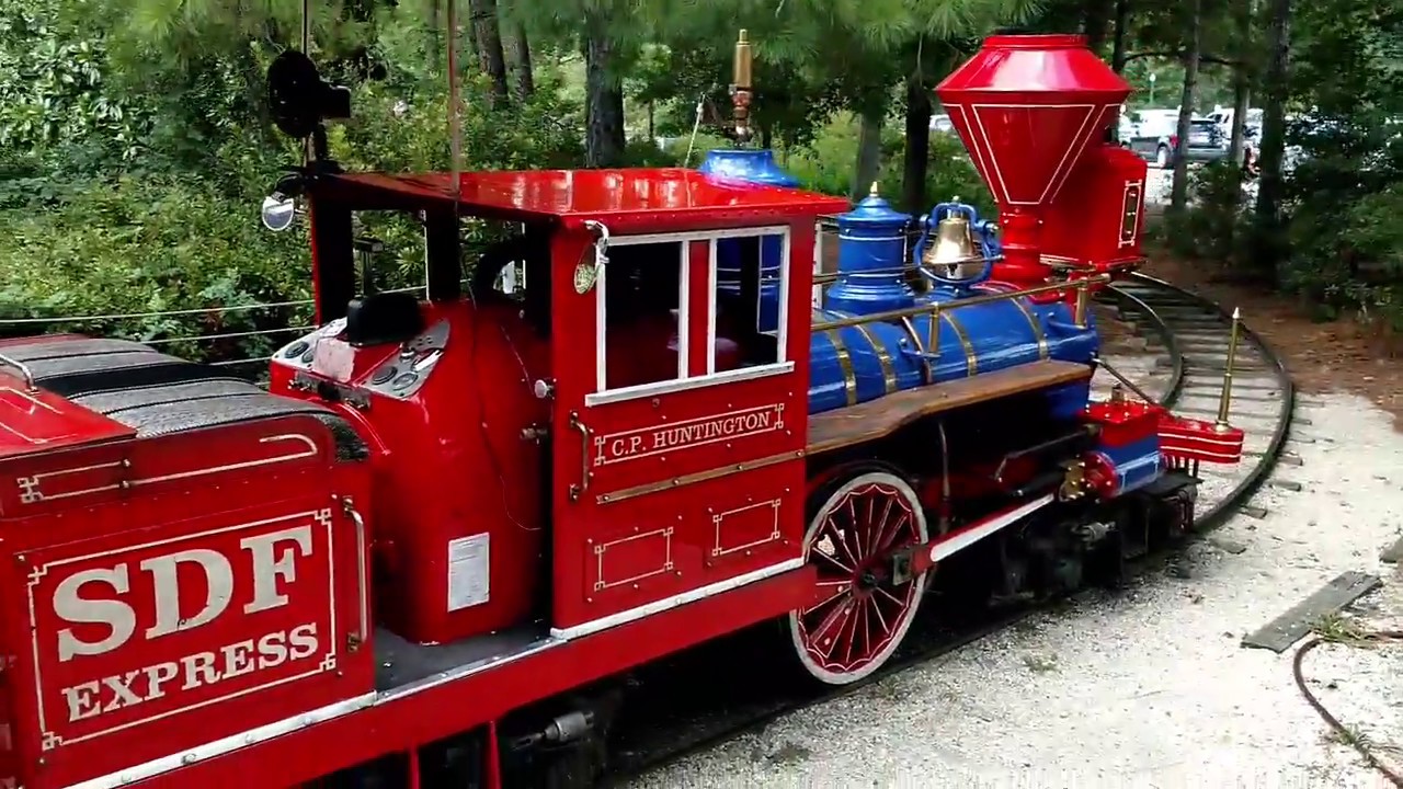 Train ride At the houston Zoo