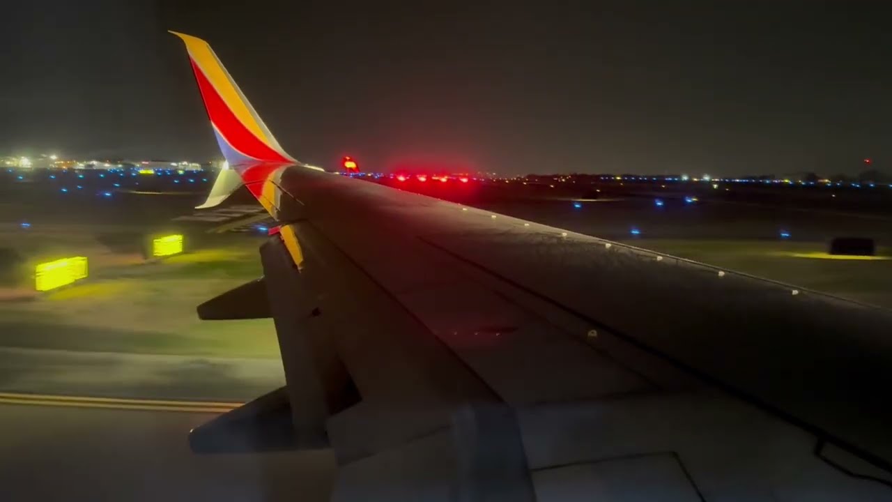 Southwest Airlines 737-800 Takeoff Nashville BNA