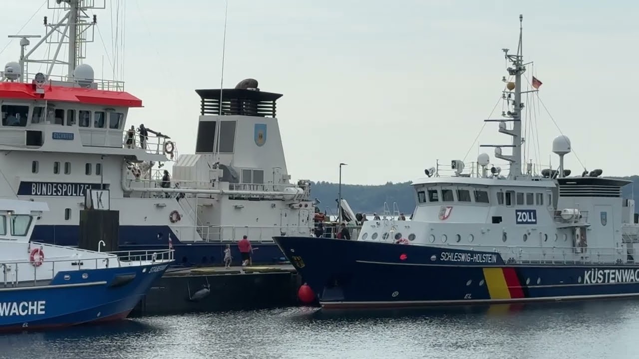 Einsatzfahrzeuge Polizei, Küstenwache, Zoll und Bundespolizei Open Ship Marinestützpunkt Eckernförde