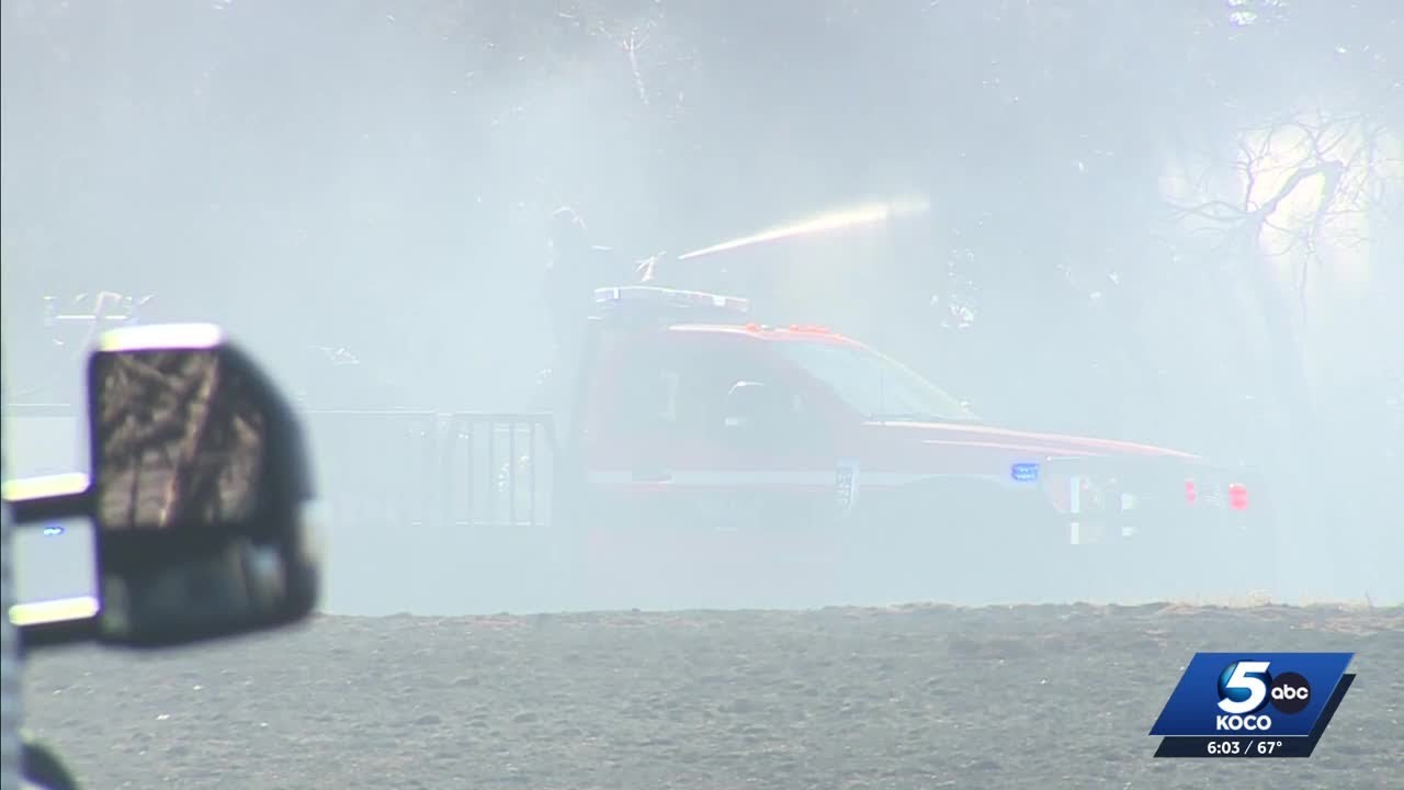 Mustang neighborhood narrowly escapes wildfire damage