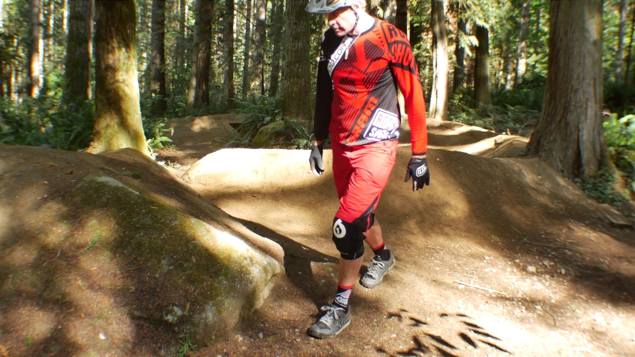 Getting comfortable with gap jumps | Mountain biking skills with Simon Lawton from Fluidride