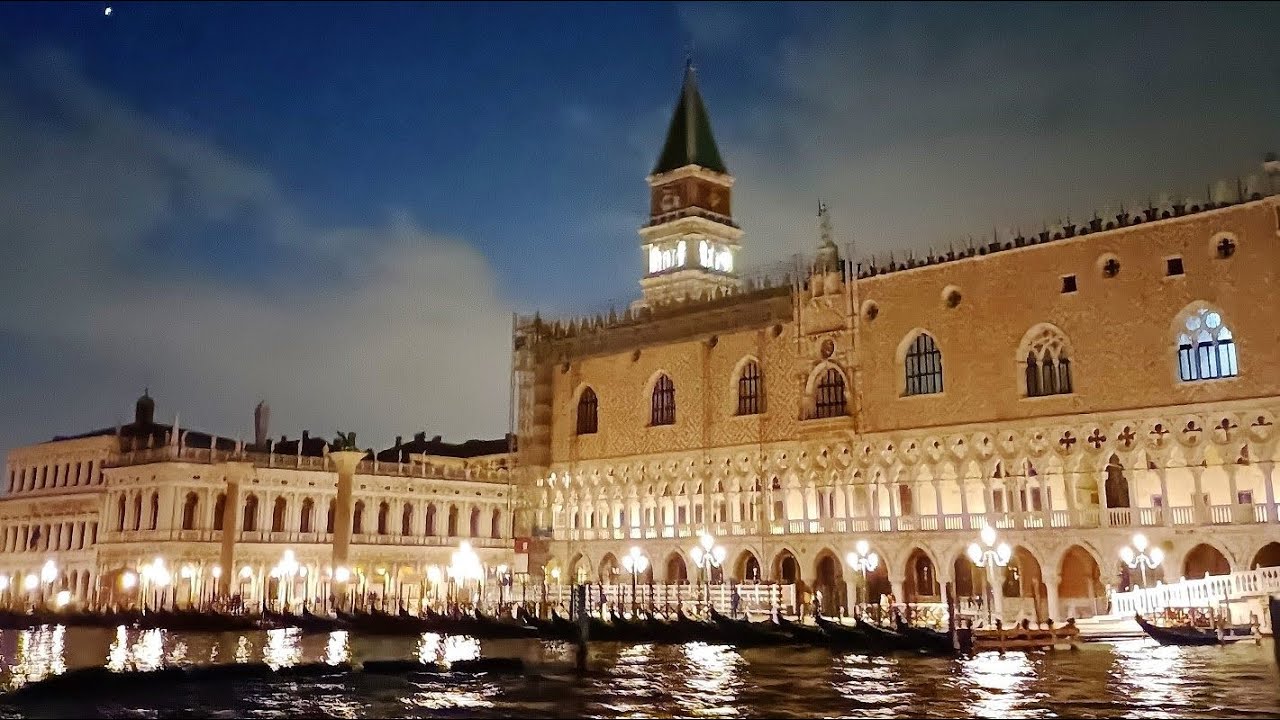 VENEDIG / VENICE  - der #Dogenpalast   Palazzo Ducale  #Kunstsammlung von unschätzbarem Wert. #vlog