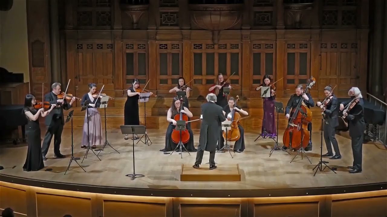 Mozart: Divertimento in D major K.136