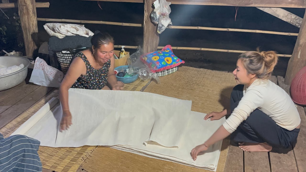 เตรียมผ้าฝ้ายส่งไปไทยพรุ่งนี้ขอบคุณที่ิอุดหนุนนะคะ🙏🥰