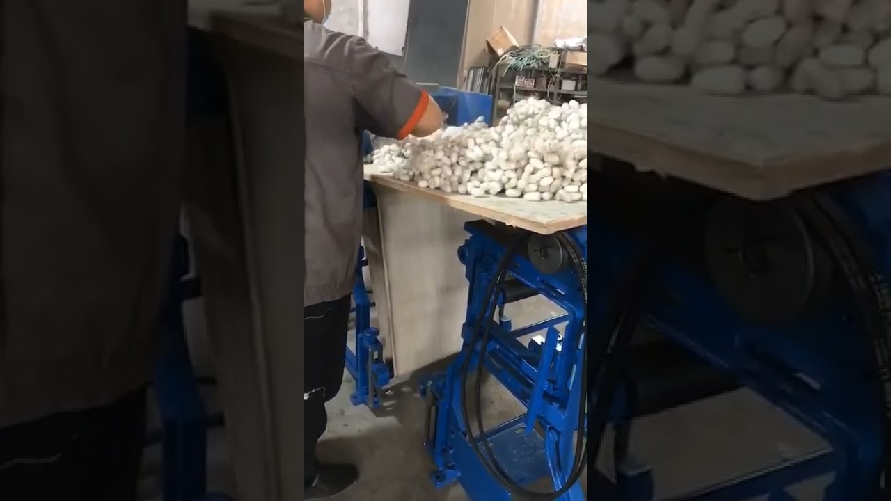 Cocoon peeling/deflossing machine from Hangzhou Retex Textile Machinery Imp And Exp Co Ltd.