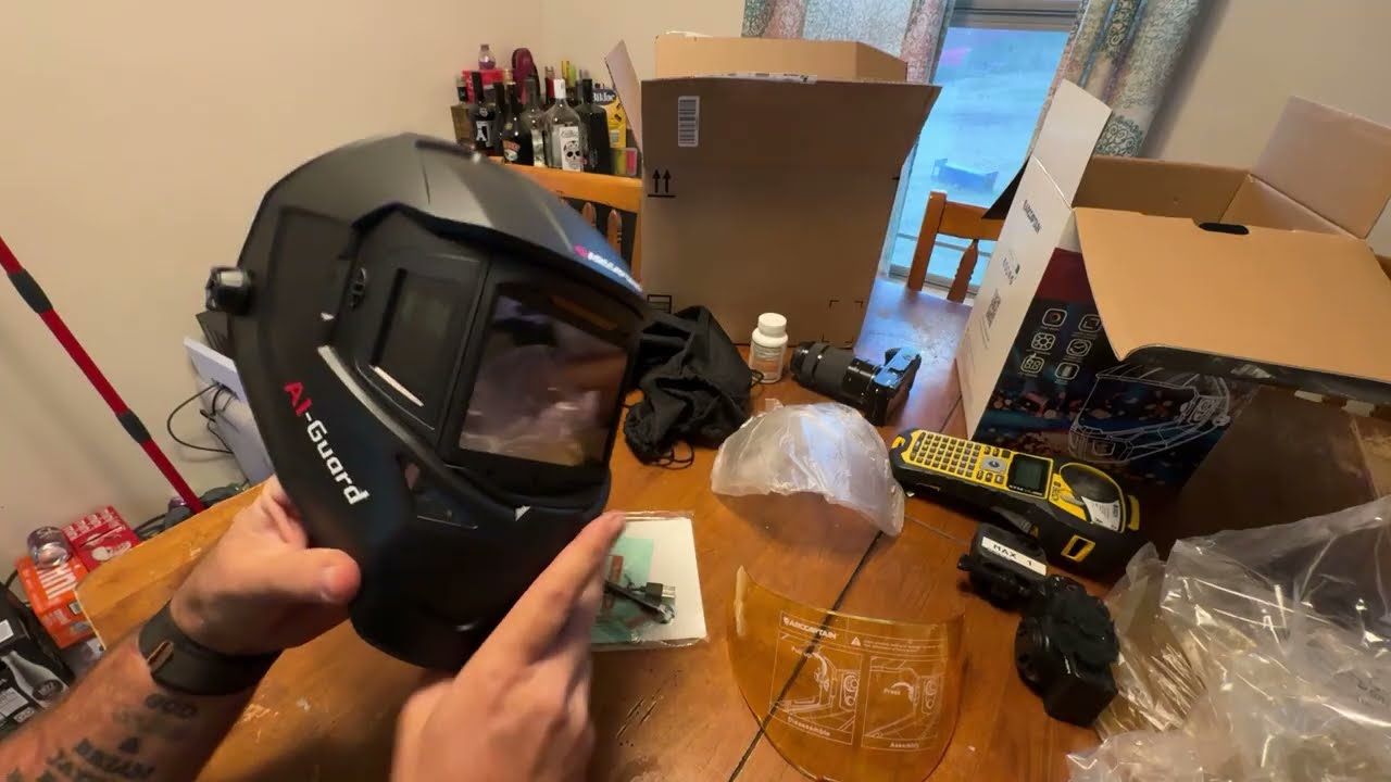 ARCCAPTAIN  Auto Welding Helmet