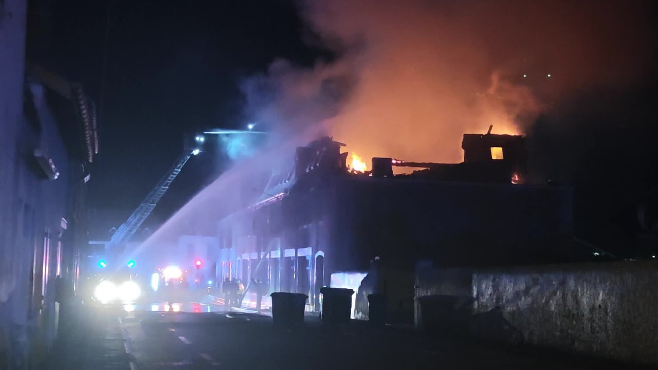 Incendie d'un immeuble d'habitation &agrave; Orthez.
