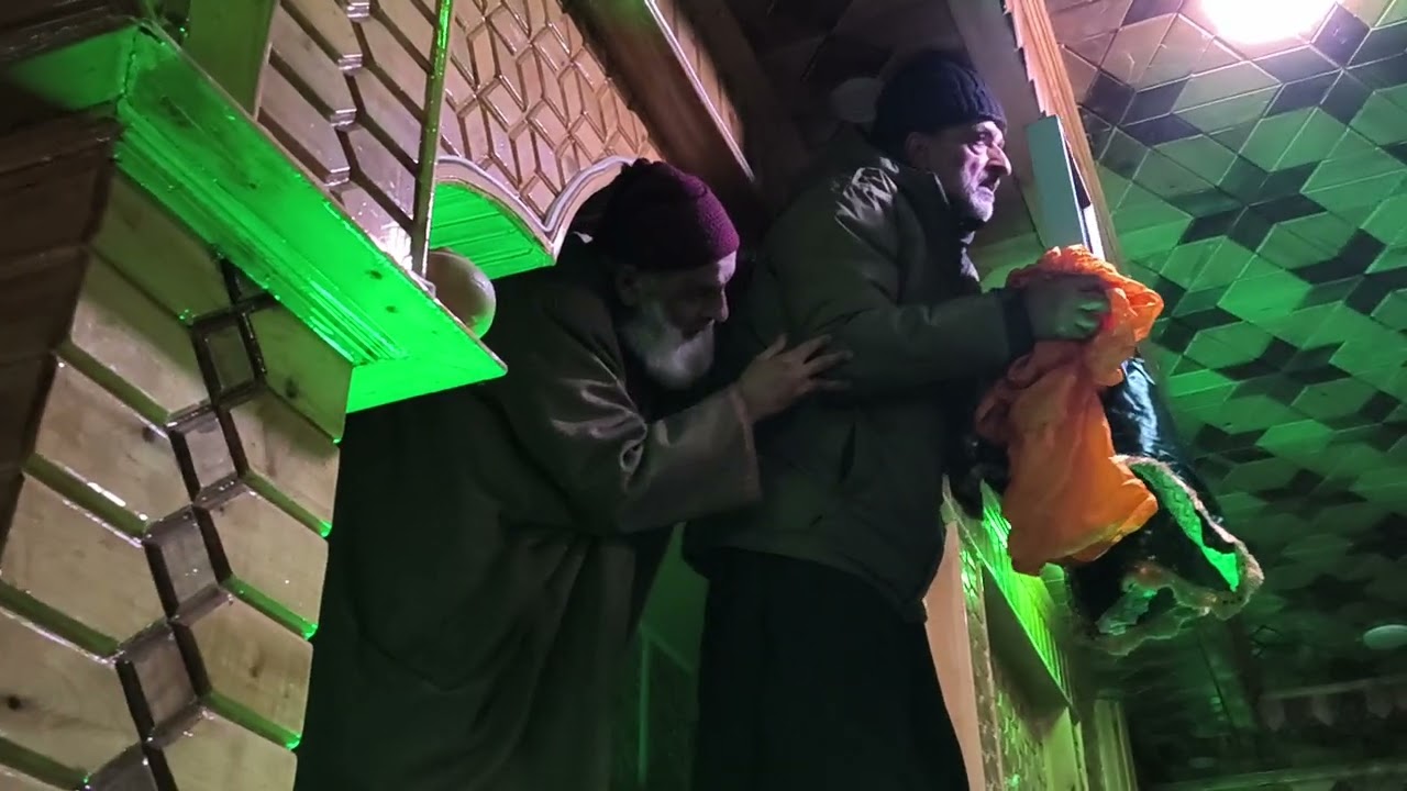 مولانا محمد فیاض امجدی آثار شریف حضرت بل سیر ھمدان
