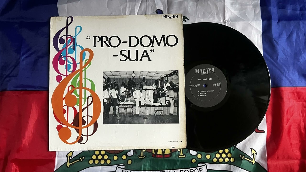Pro-Domo-Sua - Histoire