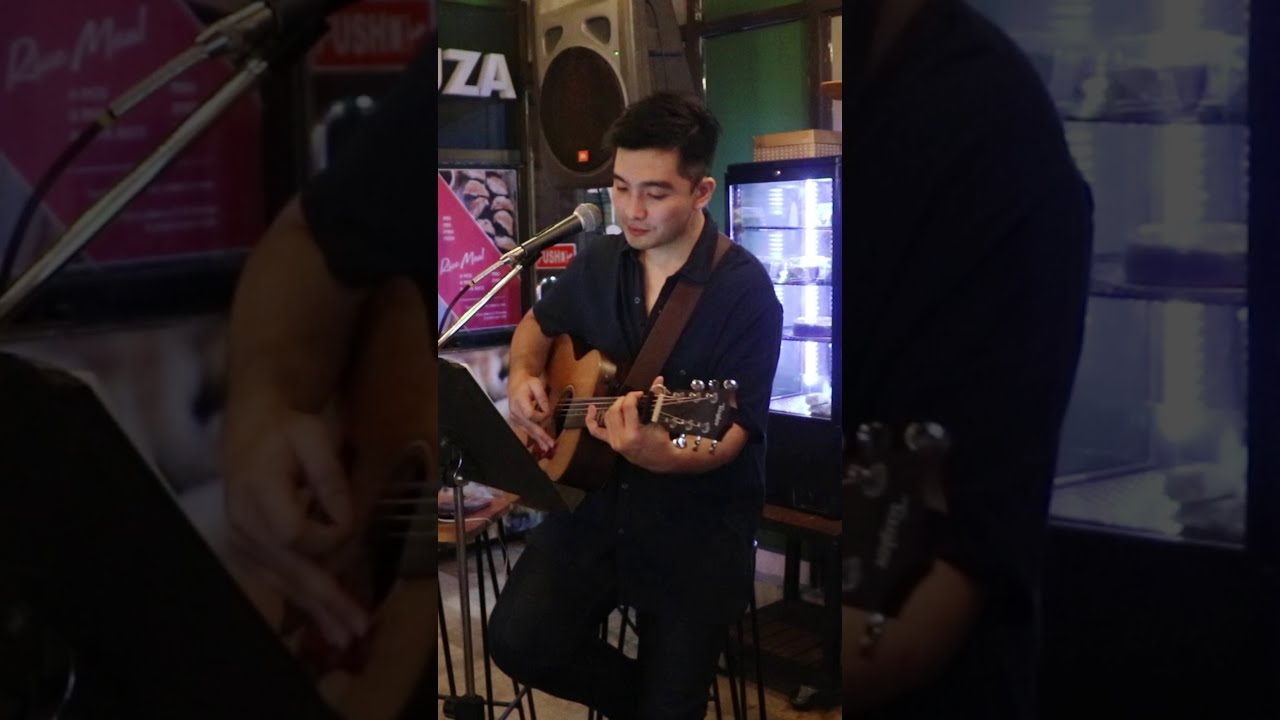 Mike Shimamoto - With A Smile (Live at The Pantree)