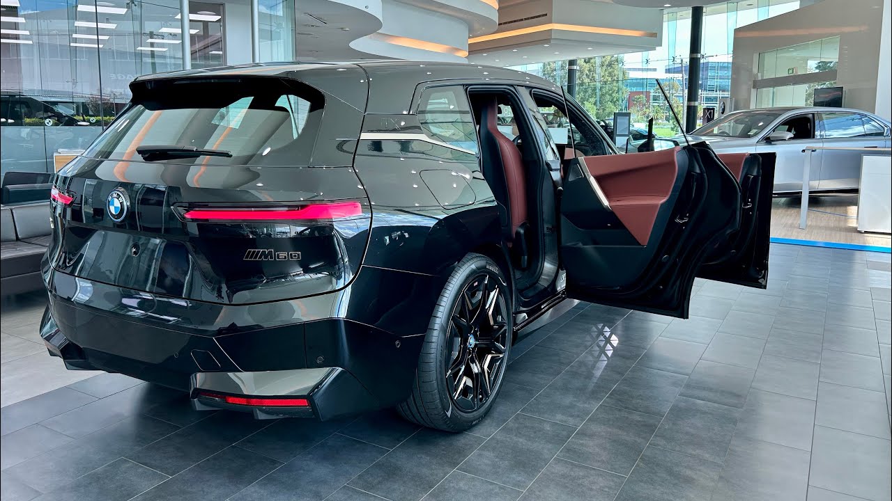 2023 BMW iX M60 - Interior and Exterior review