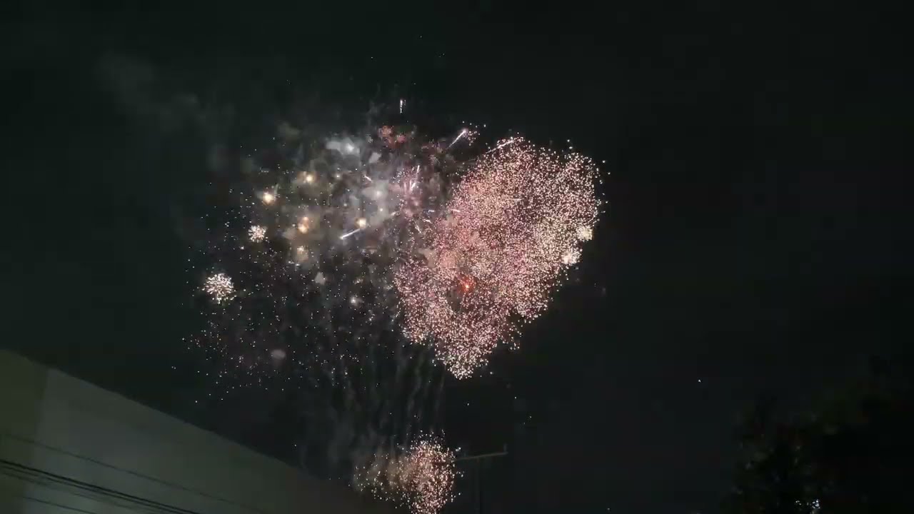SM City Novaliches Breathtaking Holiday Fireworks Display | 30 December 2025 | It's Lit!!!