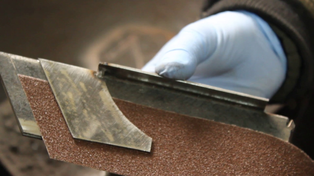 Come pulire abrasivo da nastro telato(How to clean abrasive from cloth tape)