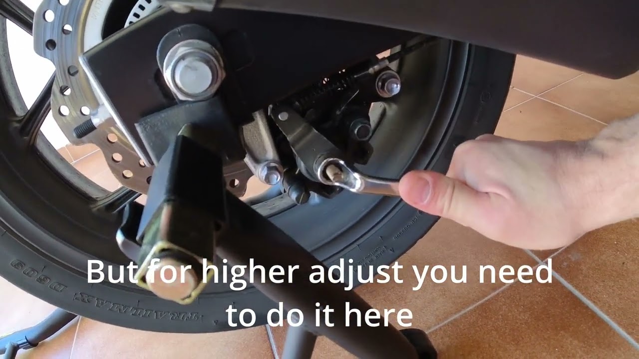 Honda NC 750X DCT 2023 – How to Adjust Parking Brake | Como ajustar o travão de parqueamento