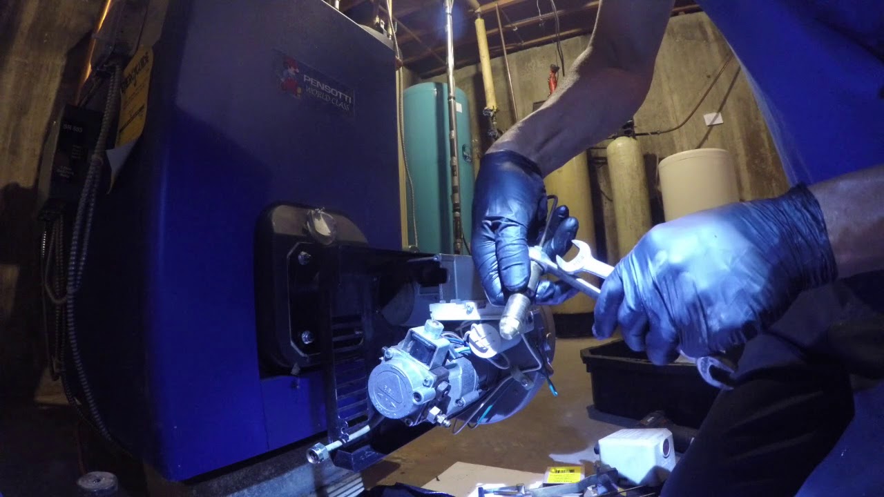 How to replace nozzle on Riello burner