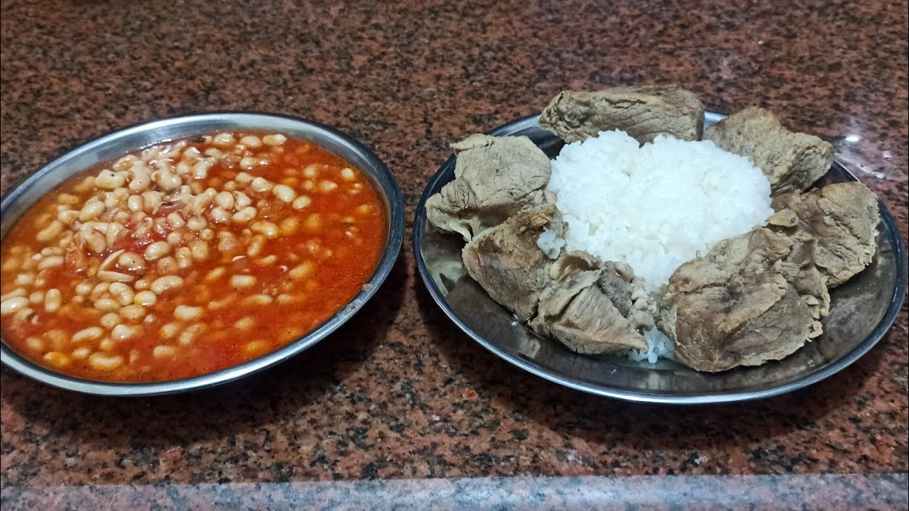 اللوبيا ام عين سودا مع الرز واللحمه 😋🫕🥩