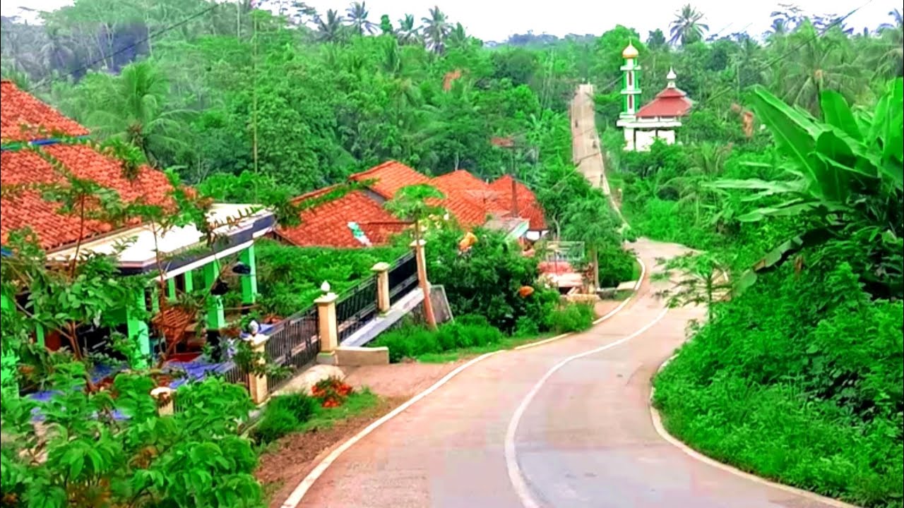 pesonan keindahan  kampung pegunungan  'desa karang reja 'kec' cipari 'cilacap