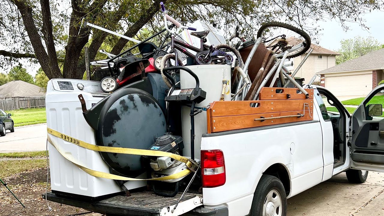 Curbside Scavenging 