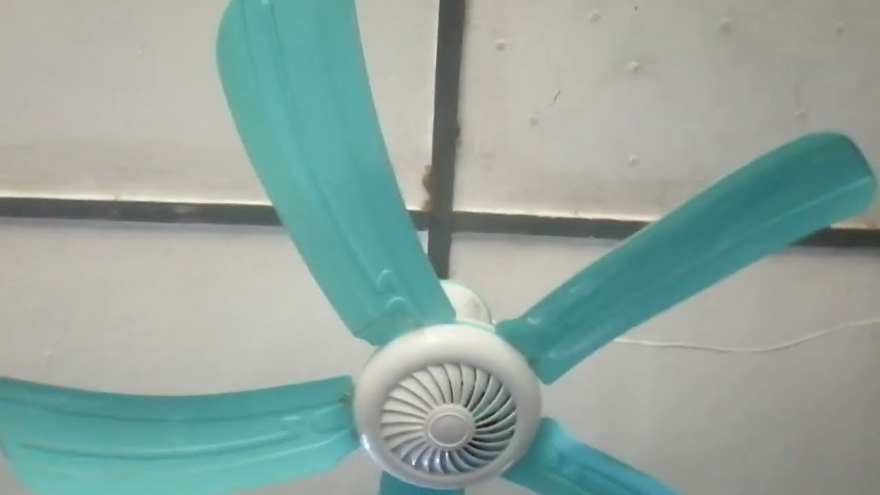 The Misuhana again with a Toshiba wall fan