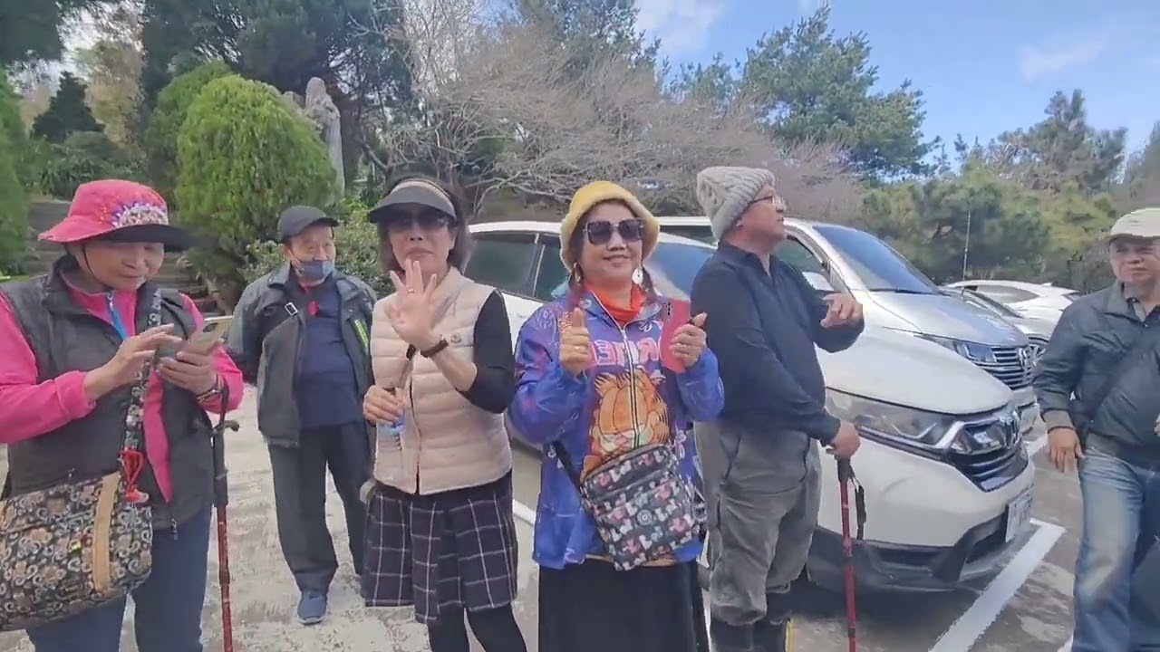 往雪霸休閒農場，走野馬瞰步道。