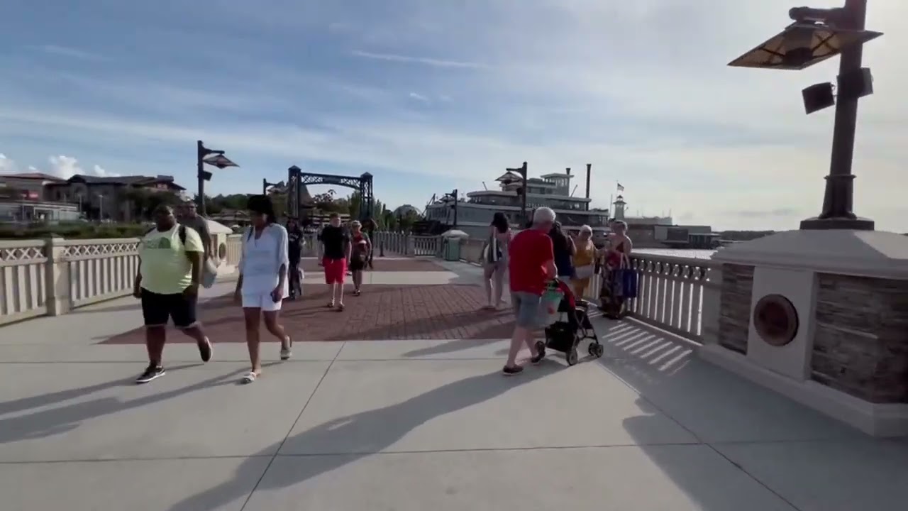 Tour the Hilton Lake Buena Vista Palace at Disney Springs | Walking Tour of a Disney Springs