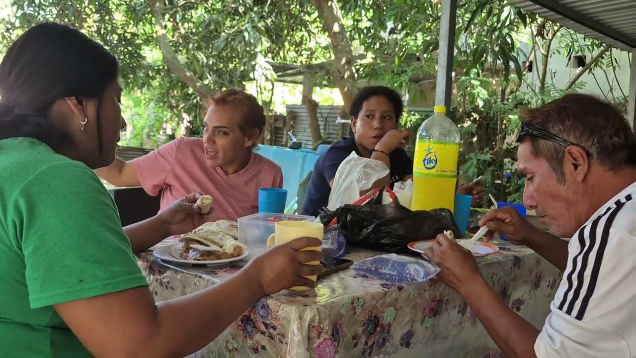 YOVANA sin miedo responde a suscriptora que le iba a comprar el terreno es una mentirosa dijo