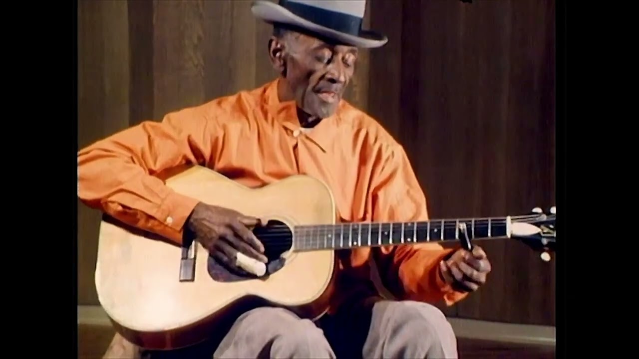 Mance Lipscomb - God Moves On The Water