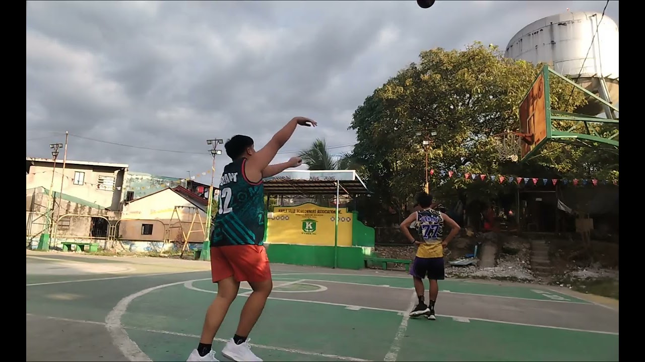 1v1 with my friend😁😇😇😇🏆🏀🎖️🏅