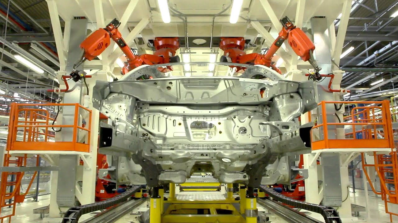 Fiat 500X production at Melfi plant