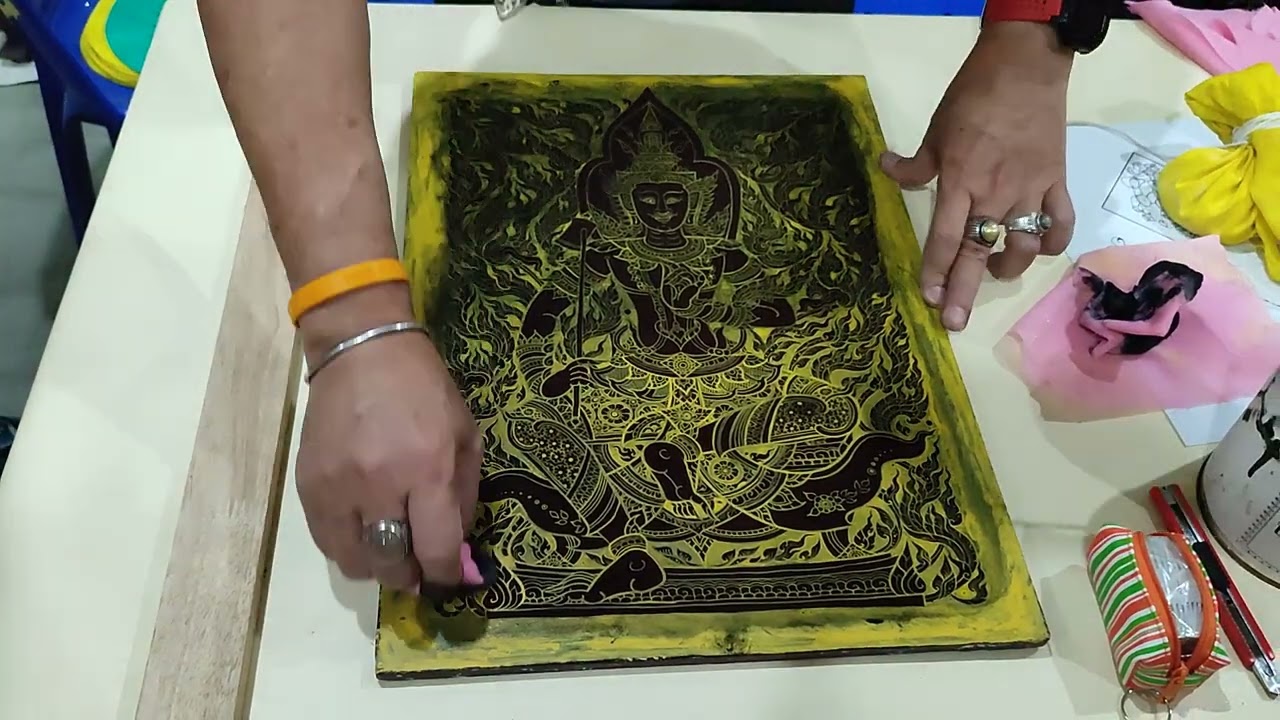 งานลายรดน้ำ 2565 การเช็ดรักปิดทอง