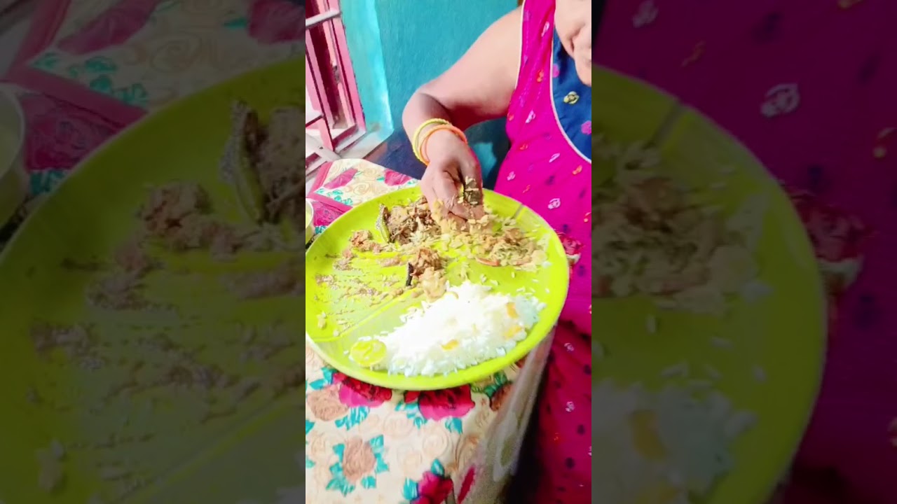 To ajaiye Aaj ke lunch me aap sabhi ka swagat hai🤤🤤maine to kha liya aap log bhi kha lijiye😅😅