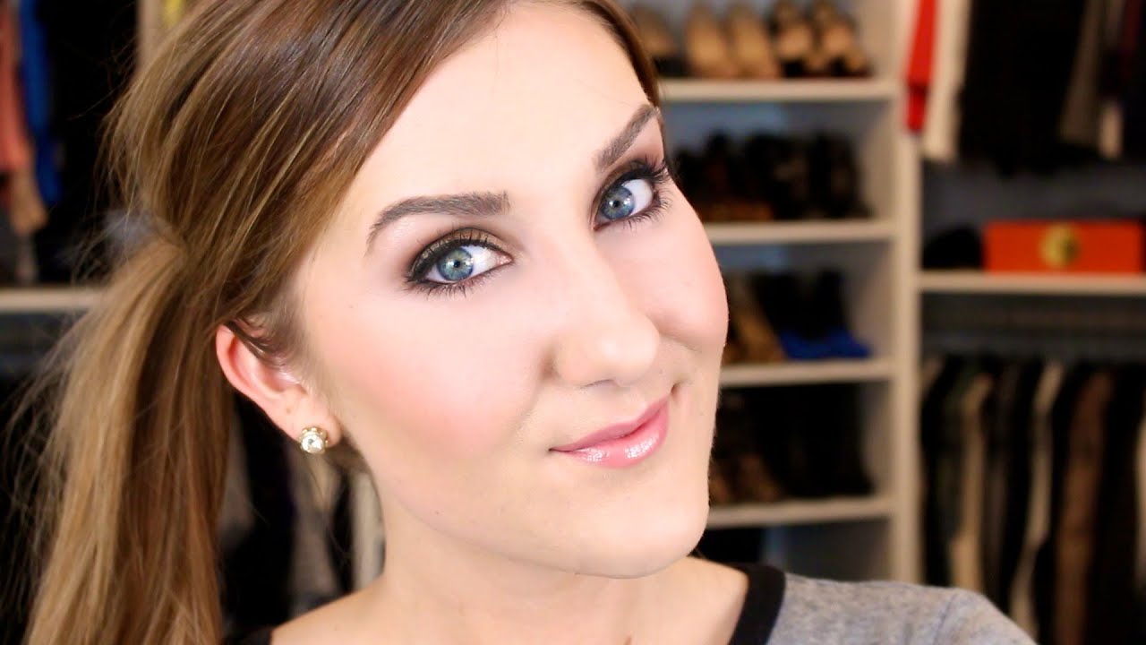 My Favorite Soft & Simple Smokey Eye Makeup Tutorial
