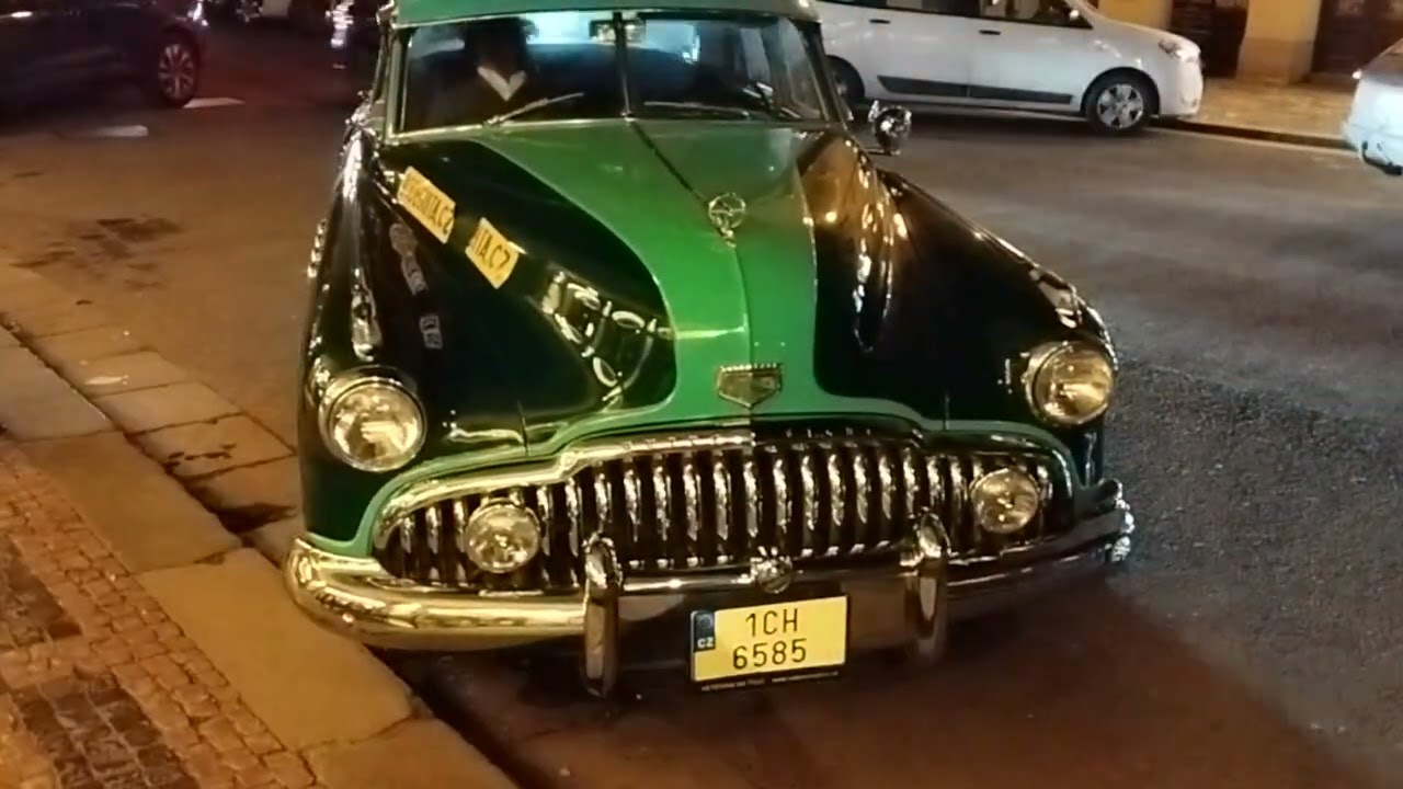 The Old Timer - spoted alone in the street 