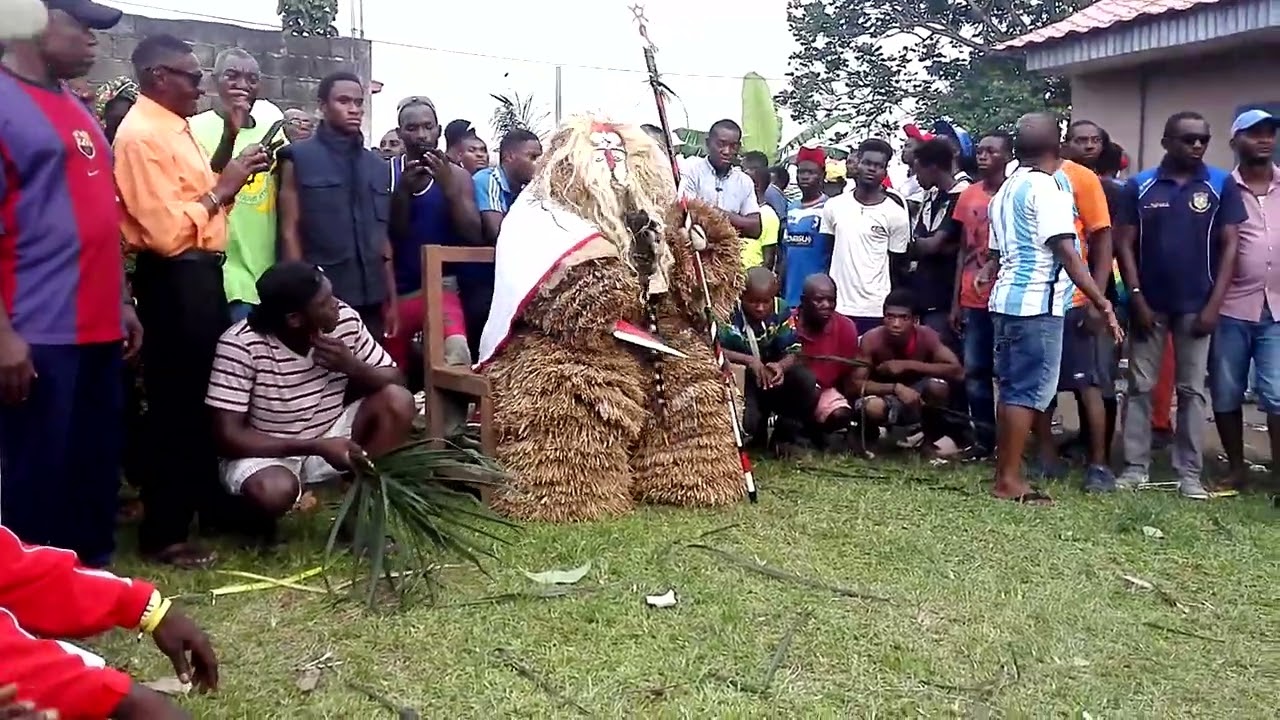 mekuyo de ukomba monanga alonga