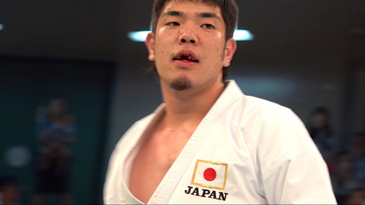 2014空手世界大会の準決勝　 Chubachi (Japan) vs Umrikhin (Russia)