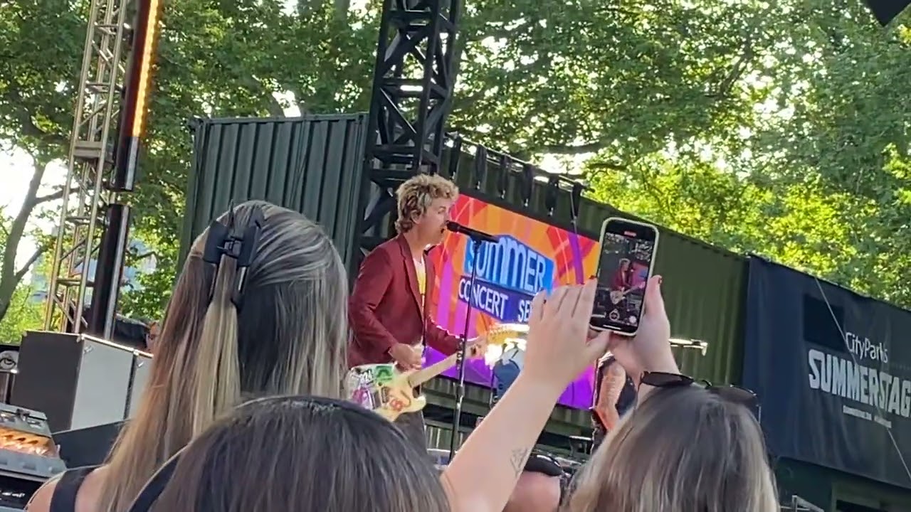 Green Day @ GMA - Basket Case 7/26/2024