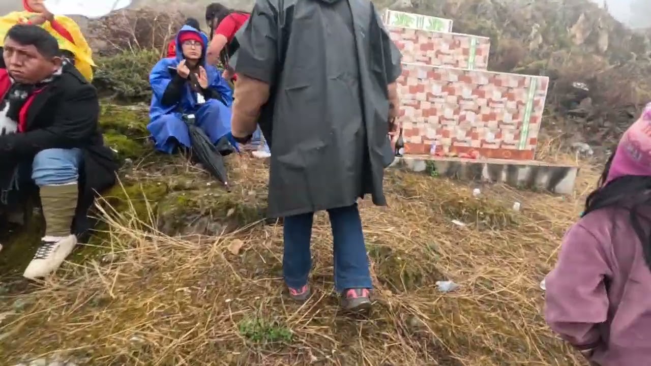 LLEGANDO A DEJAR LA CRUZ