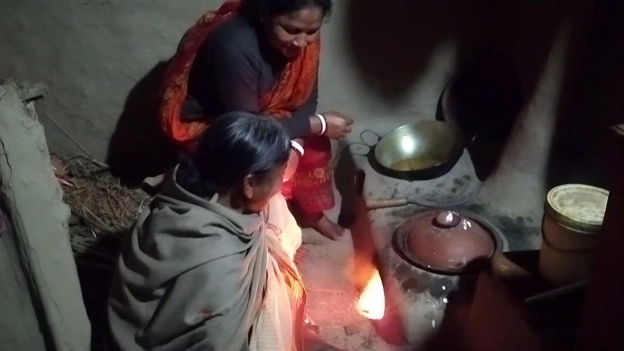 আজকে বোনের সাথে ইন্ডিয়া ঘুরতে  বের হলাম//বিয়াইন  আজকে  ইন্ডিয়ান সরা পিঠা আর মাংস বানালো