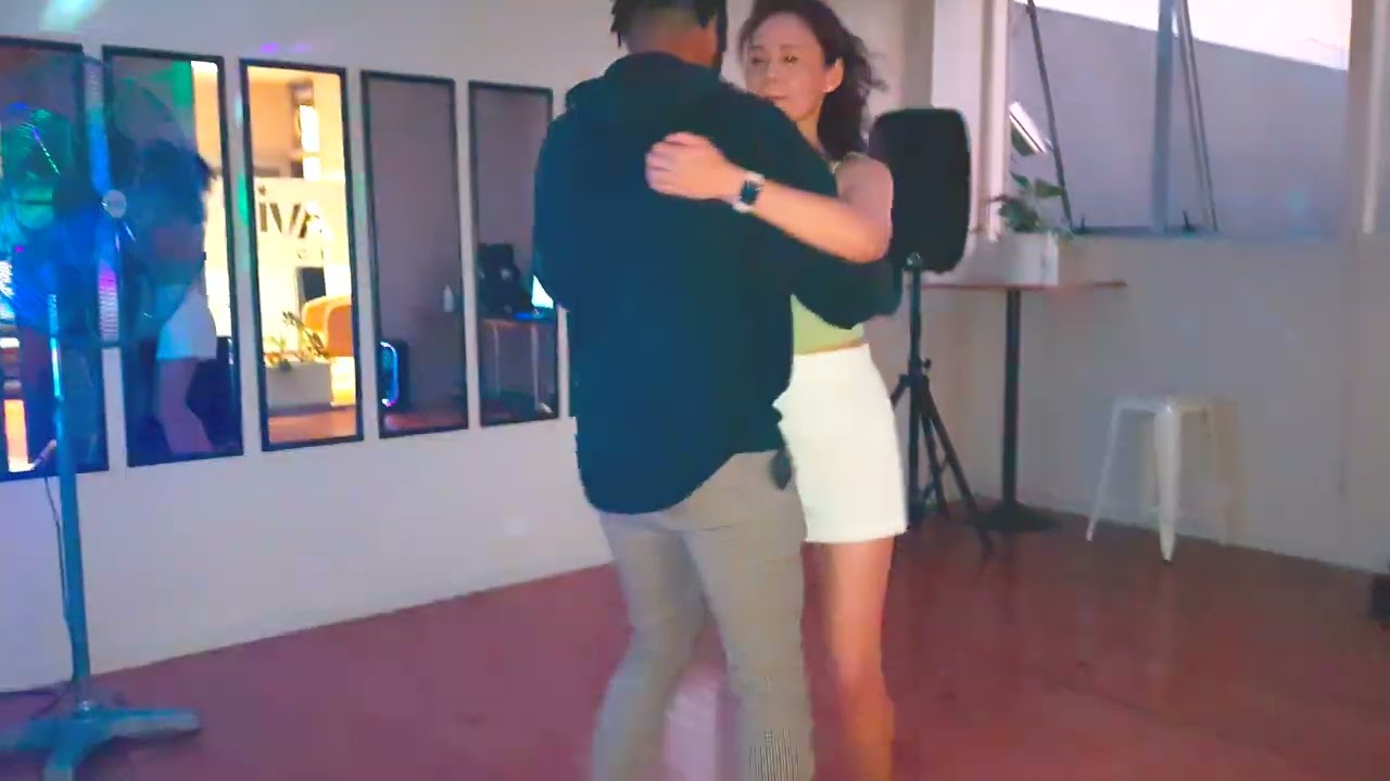 Thomas Trew,  Trew & Na&iuml;s (Ft. Jenny)🎵Versateis - Nzusi @ Viva Dance in Auckland New Zealand 2023